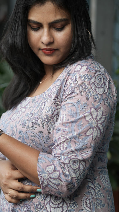 Lavender High Neck Collar Cotton Kurta image 3