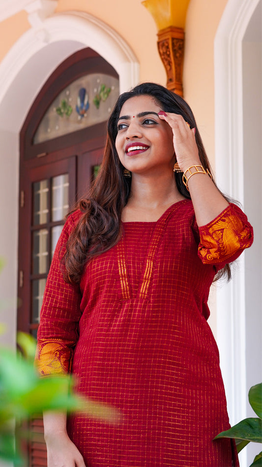 Lipstick Red Sungudi Coords set image 3