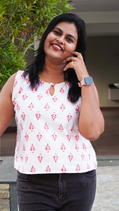 White and Red Sleeveless Hakoba Top image 2