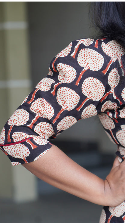 Black hand block printed Kurta with Puff sleeves image 4