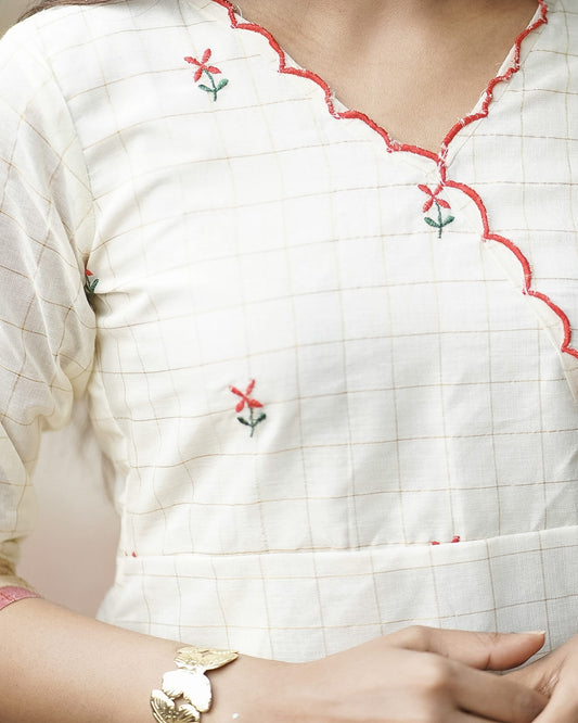 Kasavu Kurti with Red Scallop image 1