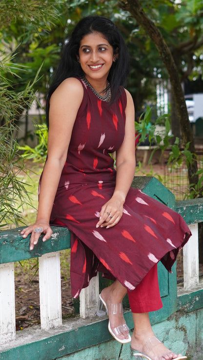 Maroon Ikat Print Sleeveless Kurti