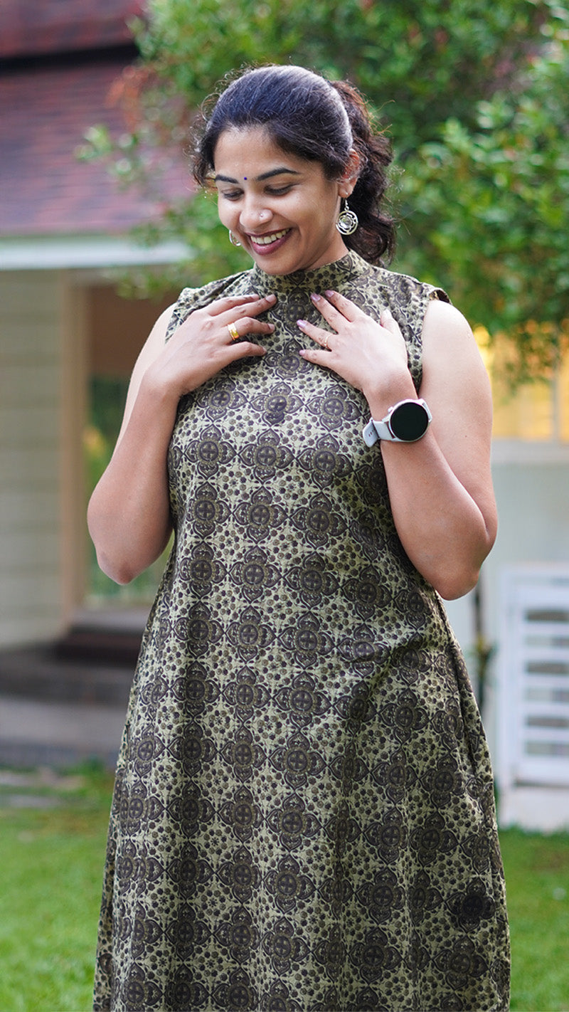 Olive Green Sleeveless Geometric Print High-Neck Kurta