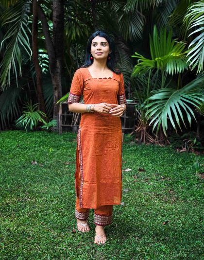 terracotta-narayanpet-cotton-kurti-set-
